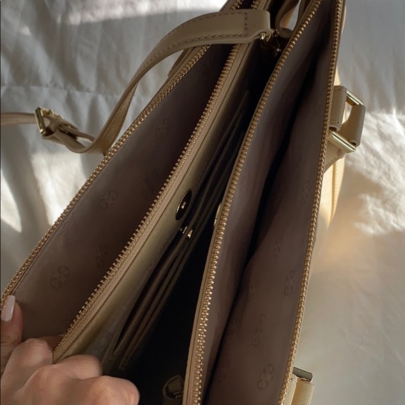 Tory Burch purse. Brand new - Picture 5 of 7